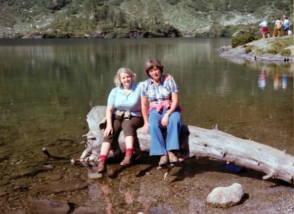 Lucie Hofmann und Alice Meier  Lucie Hofmann und Alice Meier